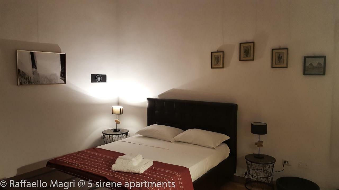 5 Sirene Bed and Breakfast Napoli Eksteriør billede